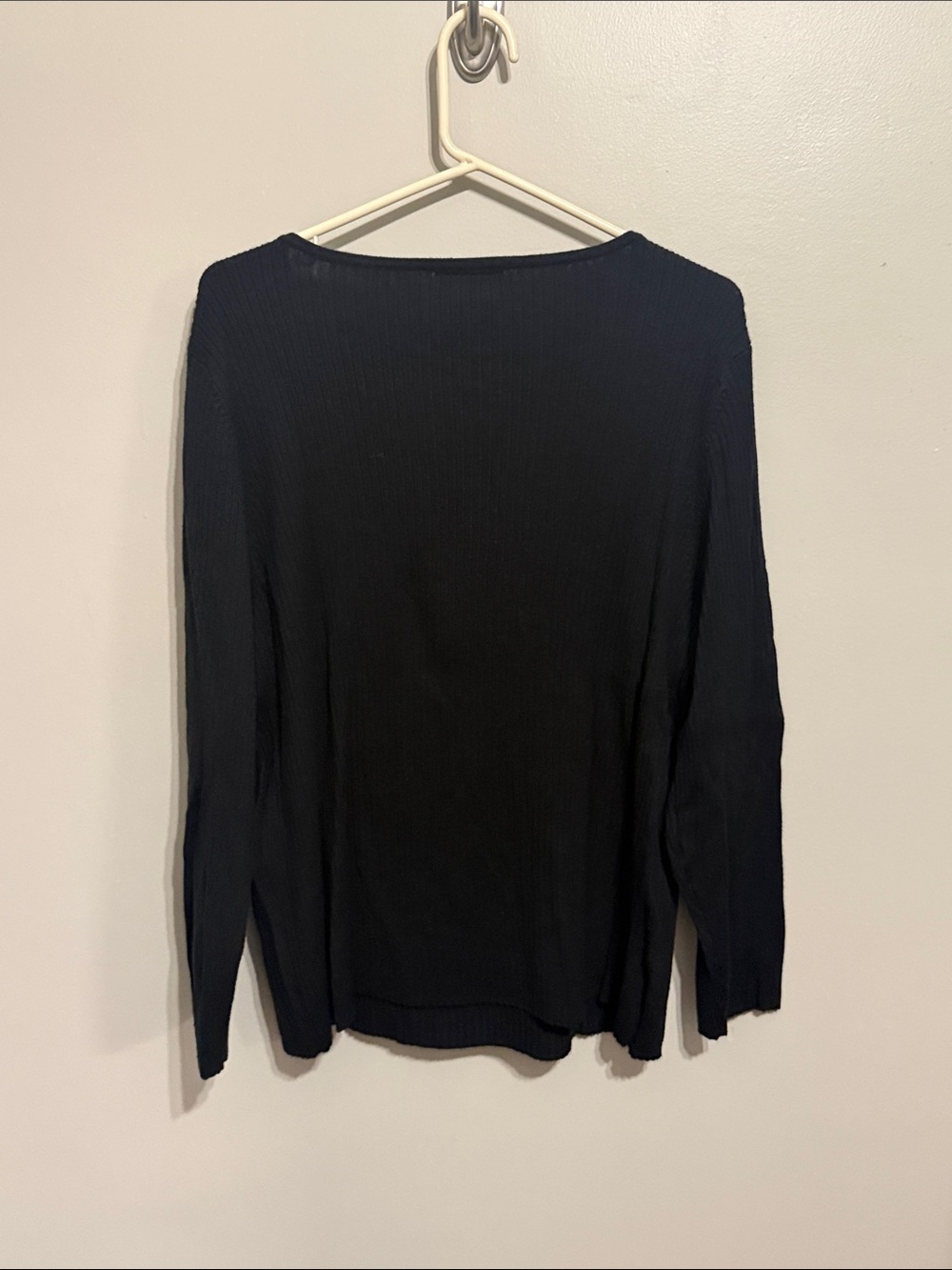 Lane Bryant Black Long Sleeve Top with Metal Ring Keyhole - Picture 3 of 3